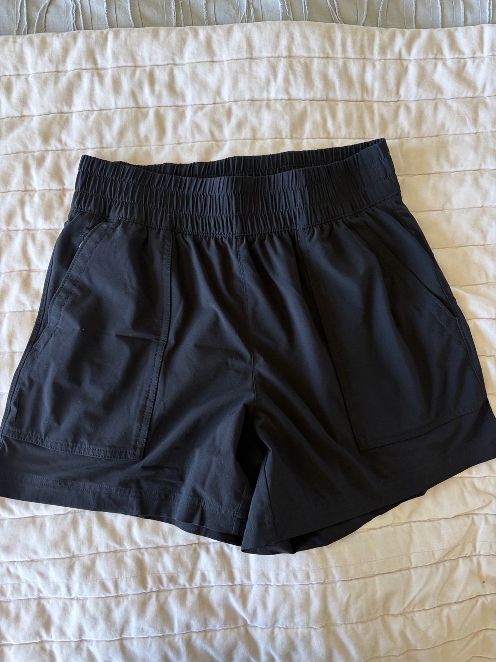 Athleta Wayfind 5” High Rise Shorts